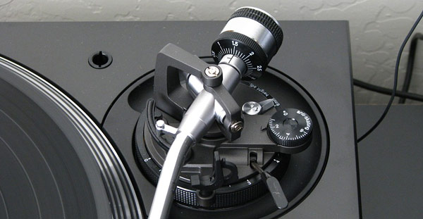 modern turntable with weight balance